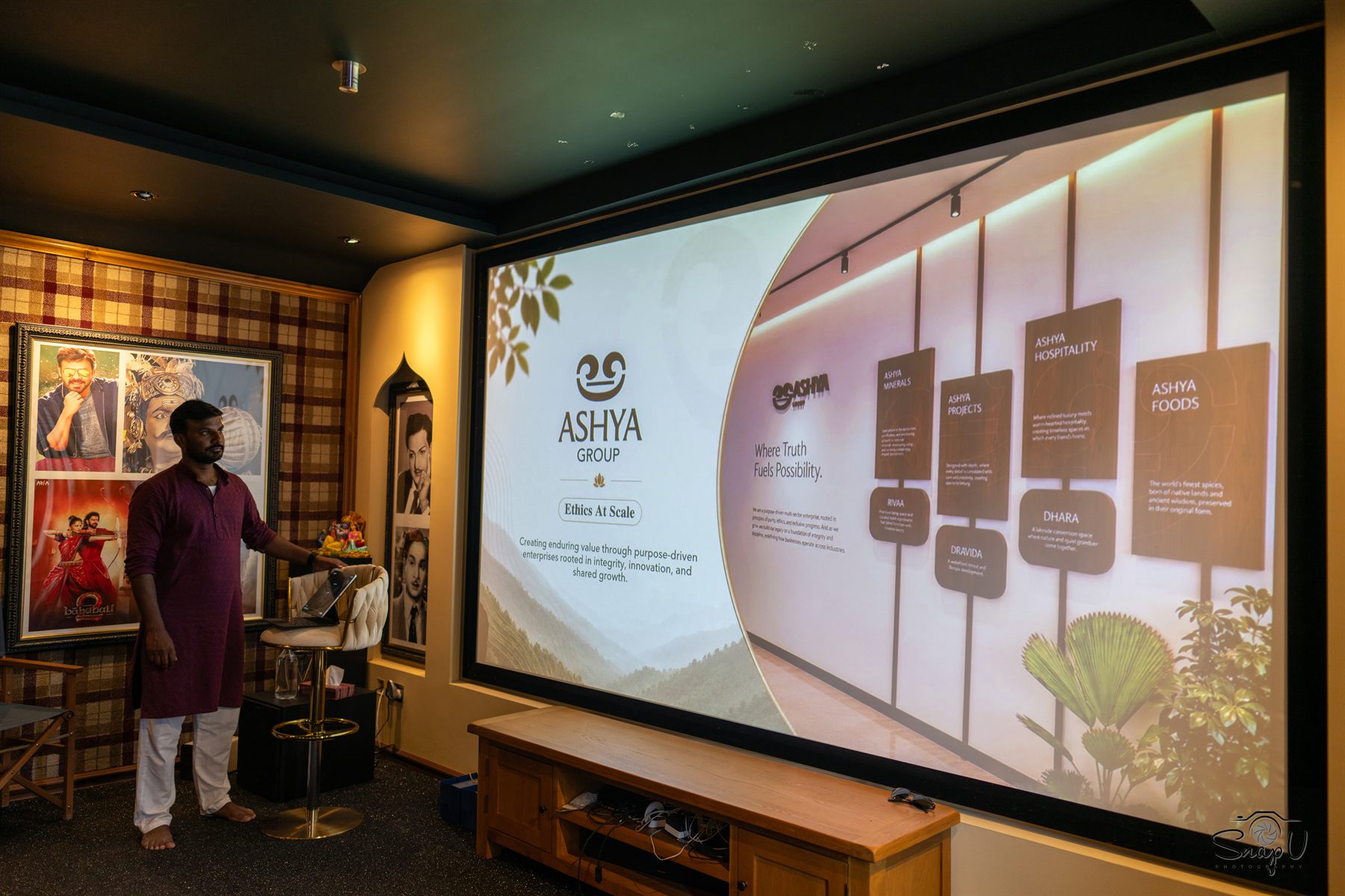 Ashya Foundation moments from london gallery moment 1